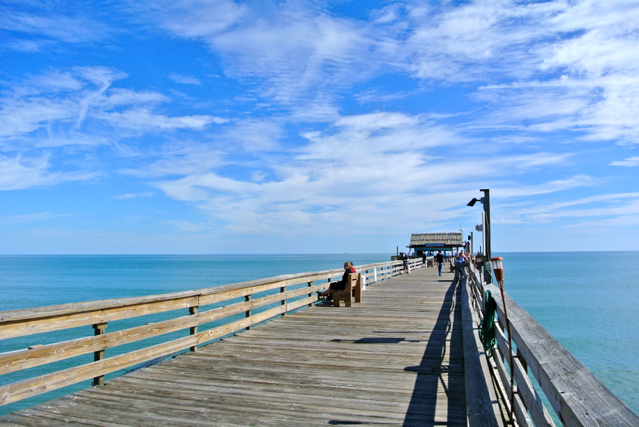 Cocoa Beach, du surf et des pélicans :)